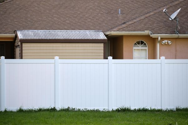 Vinyl Fence Building